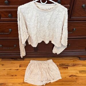 Billabong Cream Floral Lounge Set